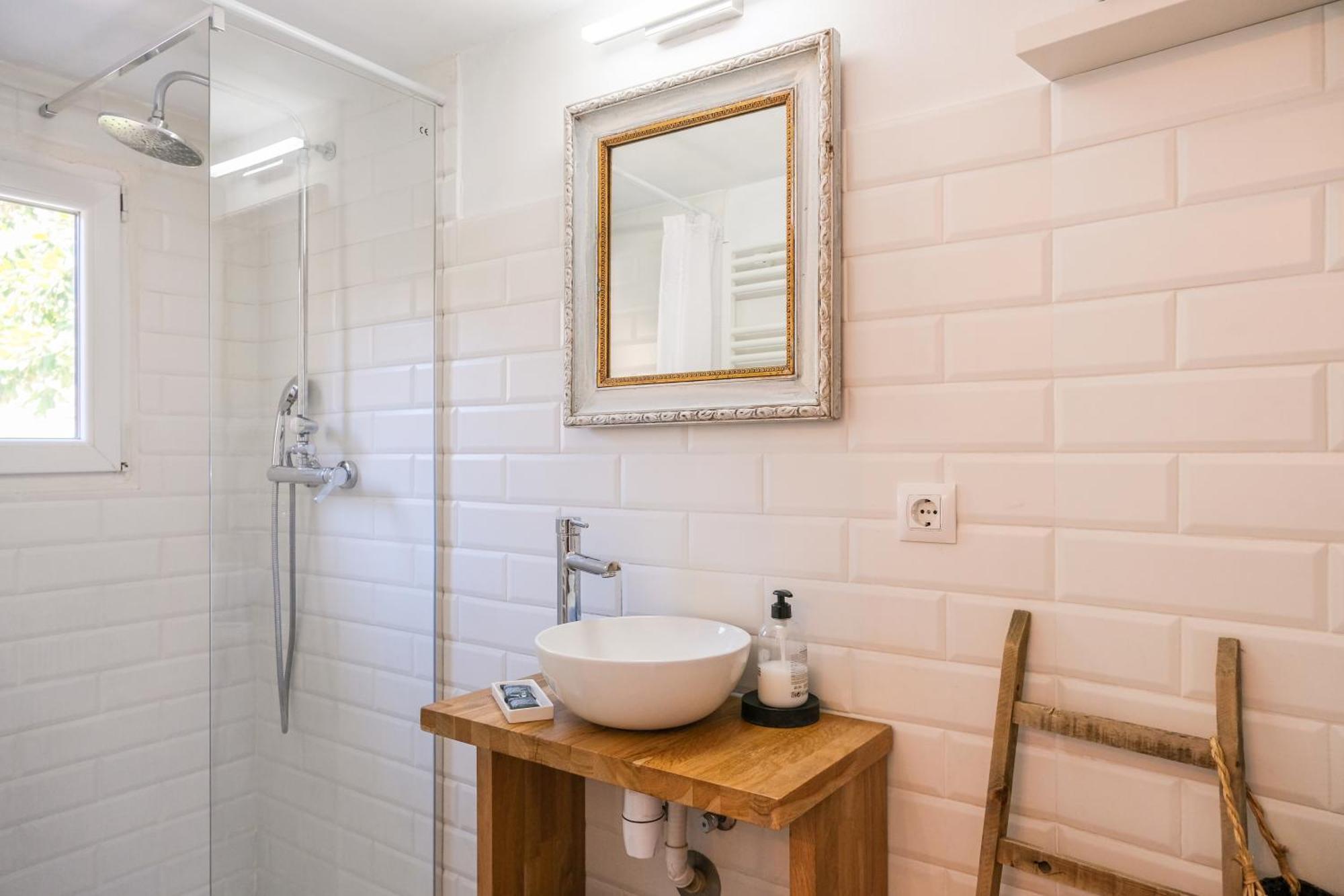 Apartamento Cal Capó alojamiento con jacuzzi Besalú Exterior foto